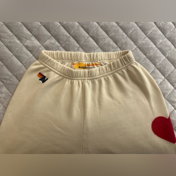 Heart Stitch Sweatpants - Picture 4 of 4